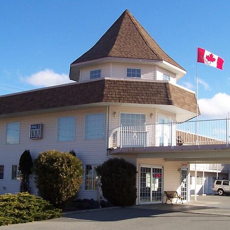 Model A Inn Кранбрук Екстериор снимка
